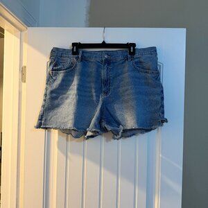 AE Strigid Super High-Waisted Relaxed Denim Shorts (Hi-Low Indigo)